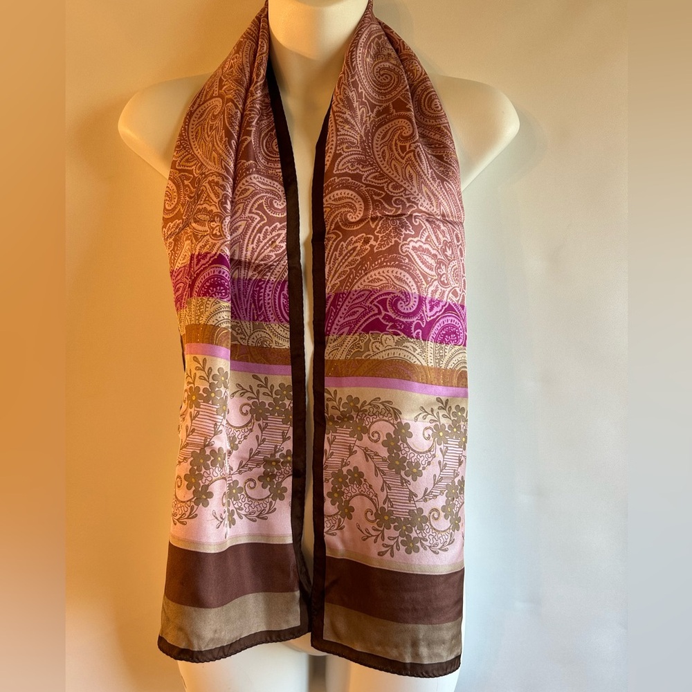 VINTAGE JONES NEW YORK WOMENS SILK ABSTRACT WITH GOLD METALLIC OBLONG SCARF O/S